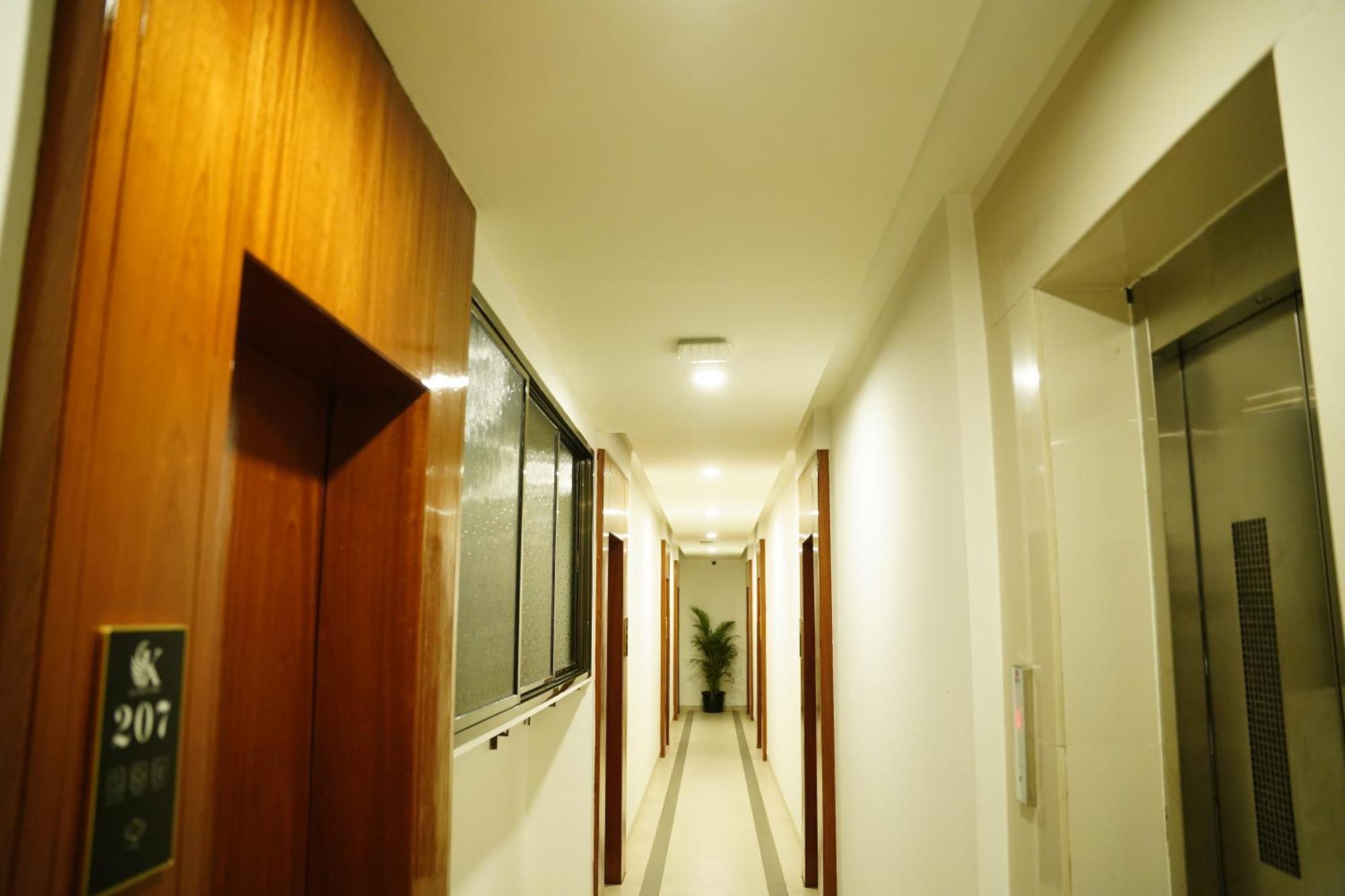 Hotel Sai Krishna Sirdi Kültér fotó